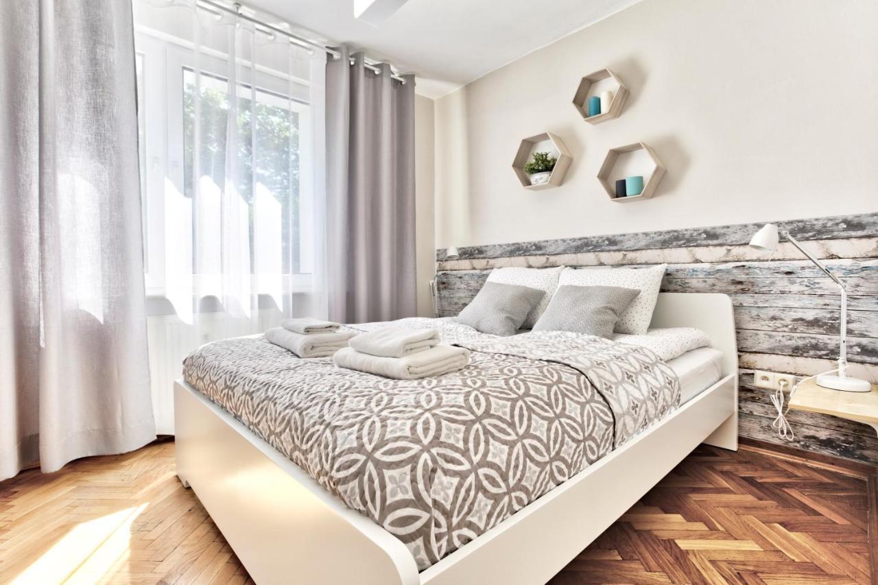 Tyzenhauz Apartments Lobzowska Street Cracovie Extérieur photo