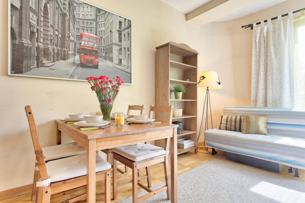 Tyzenhauz Apartments Lobzowska Street Cracovie Chambre photo